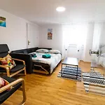 Apartma Remi Ii דירה