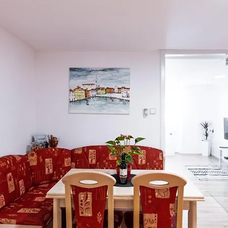 Apartma Remi Ii Daire Piran